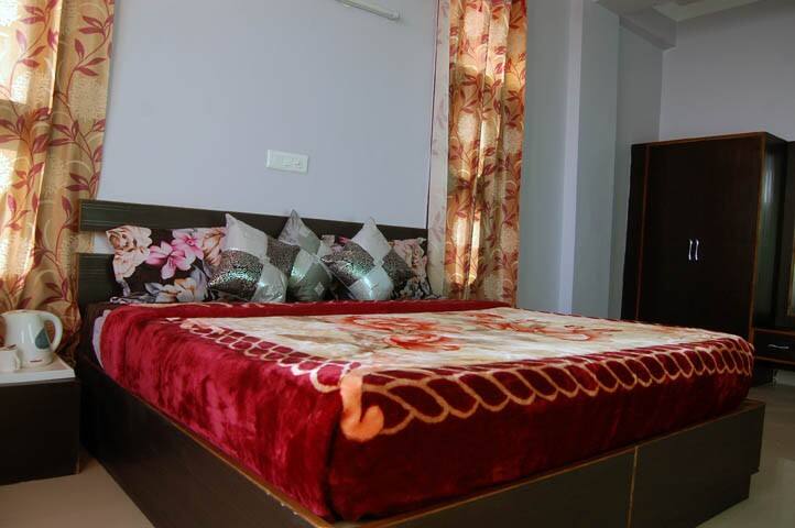 ADB Rooms AAA Hotel Resort, Kasauli 3